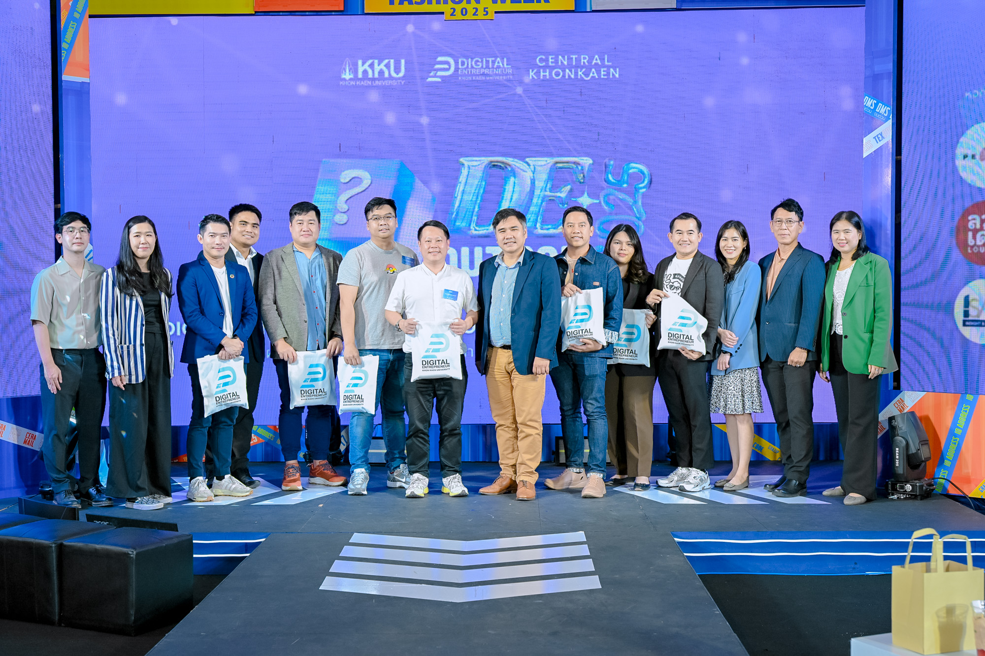 01042025_DE Outbox-243