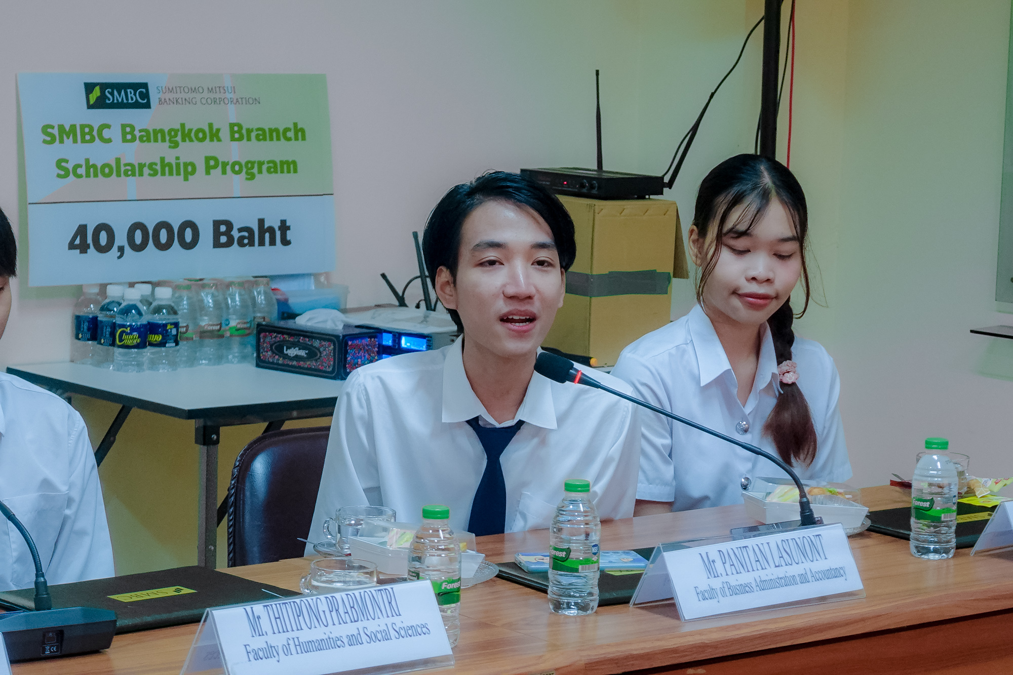 พิธีมอบทุน SMBC Global-11