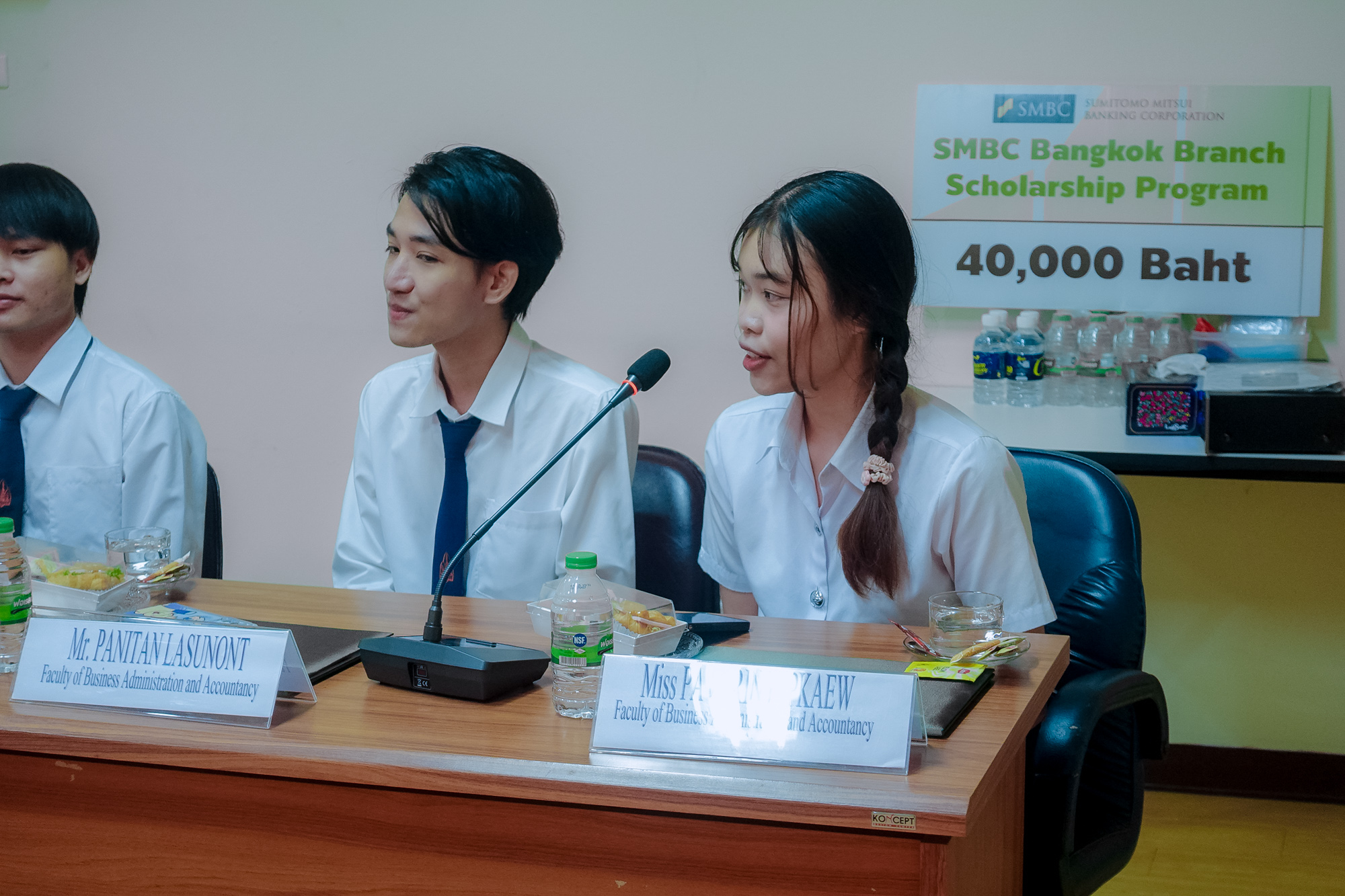 พิธีมอบทุน SMBC Global-12