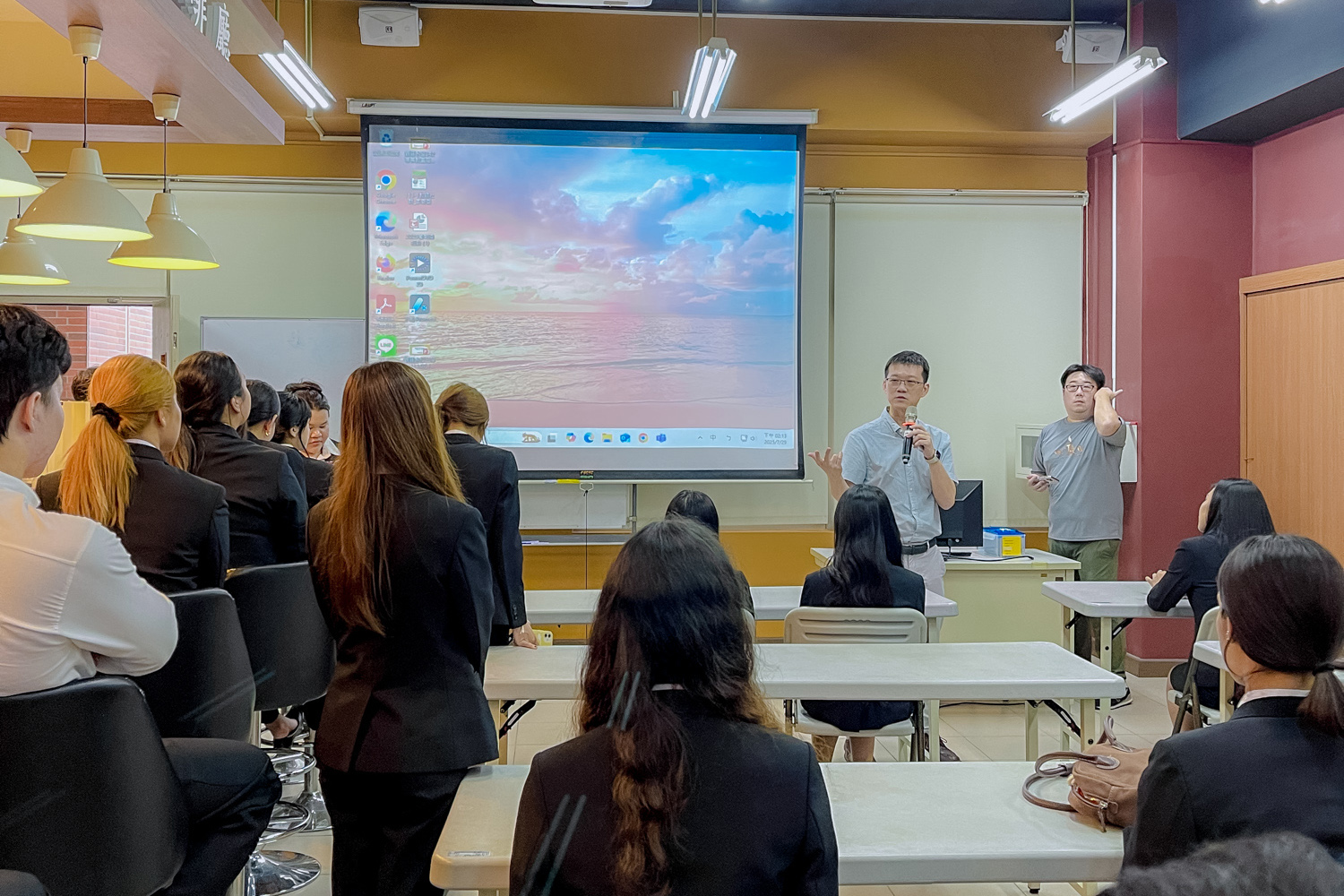 International Student-10