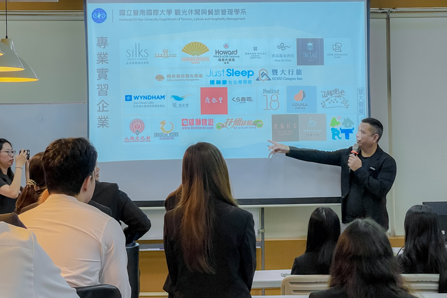 International Student-11