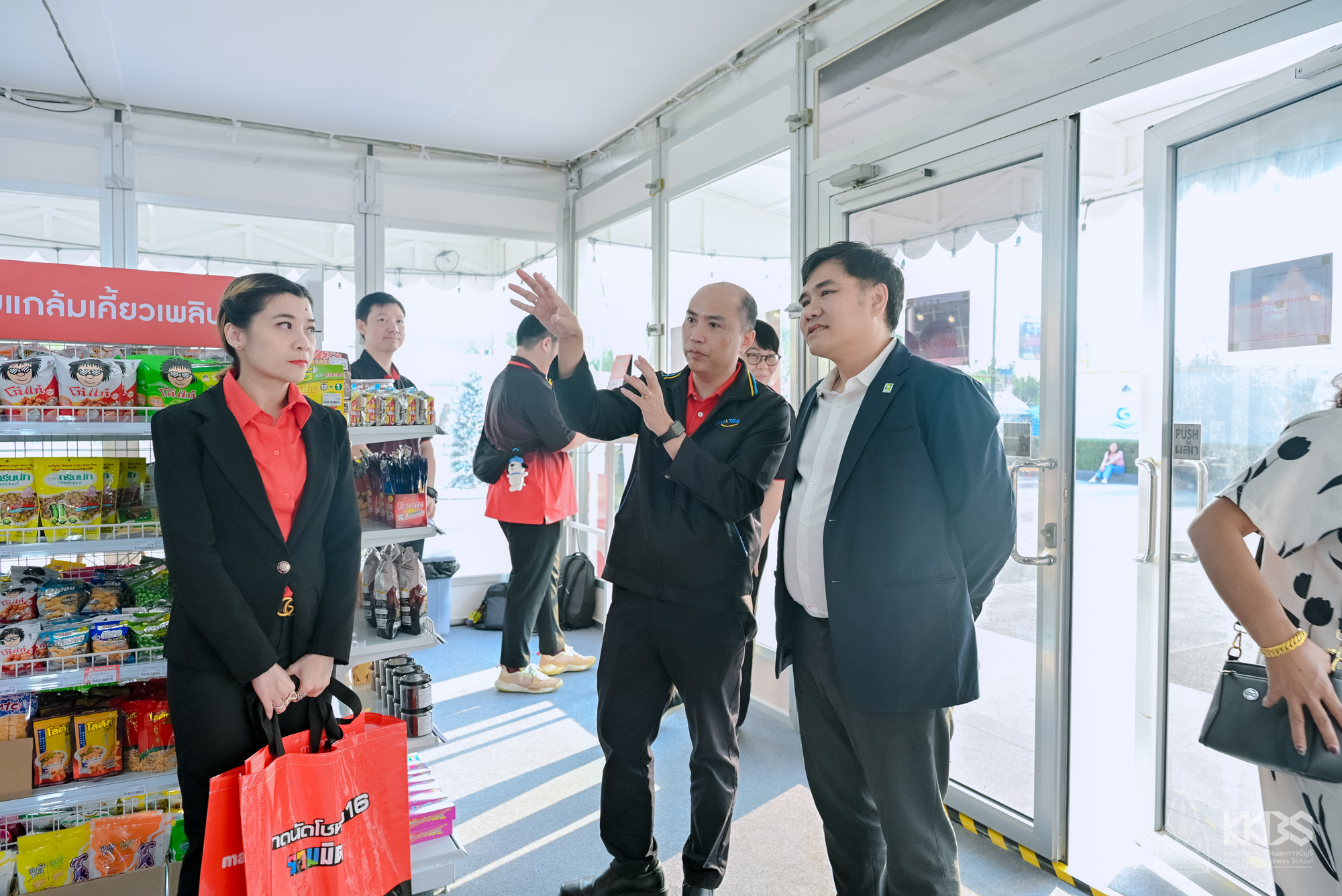 26022026_MAKRO MITR MART NEW GEN-877