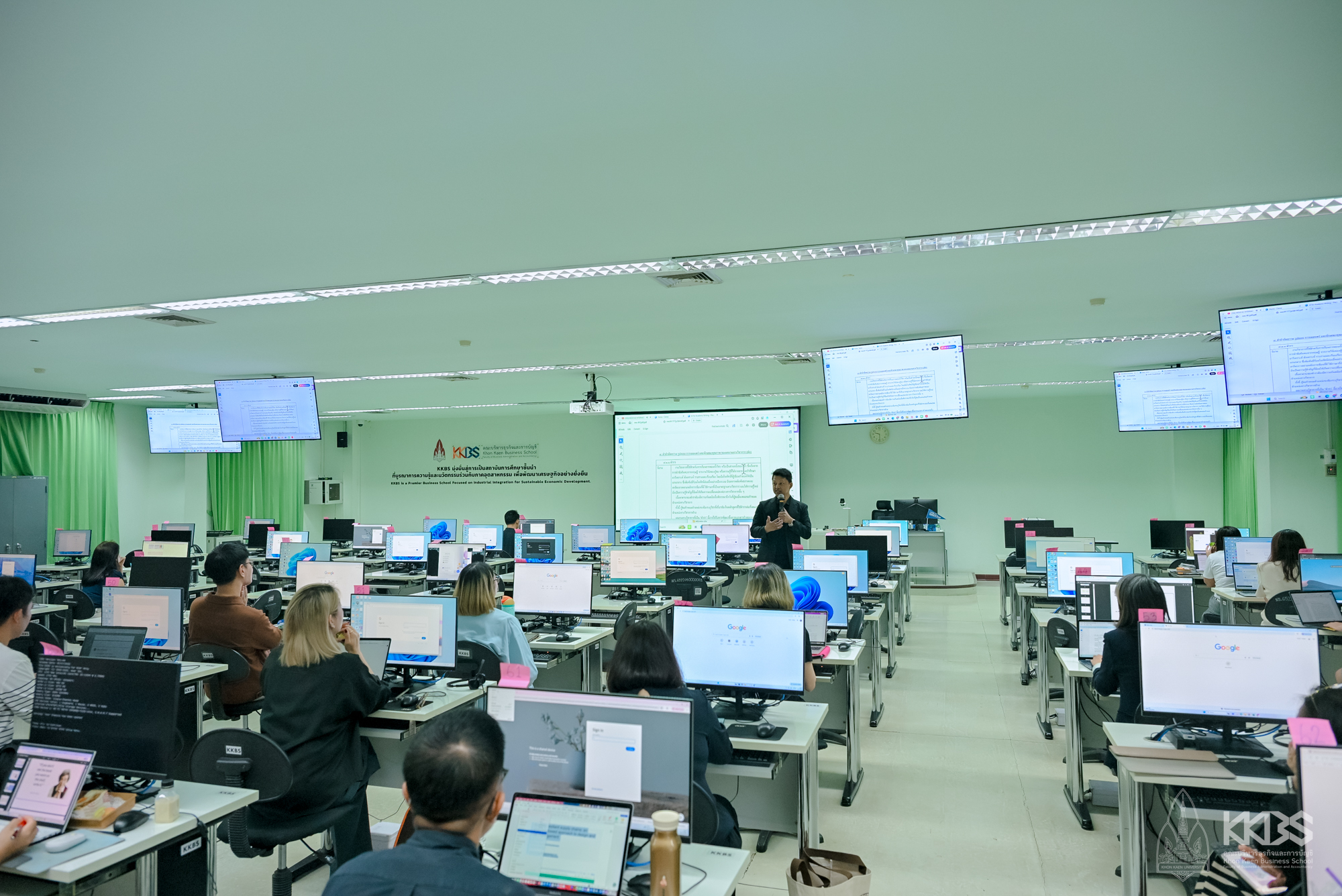 18-19052026_AI-Powered Academic Writing-86
